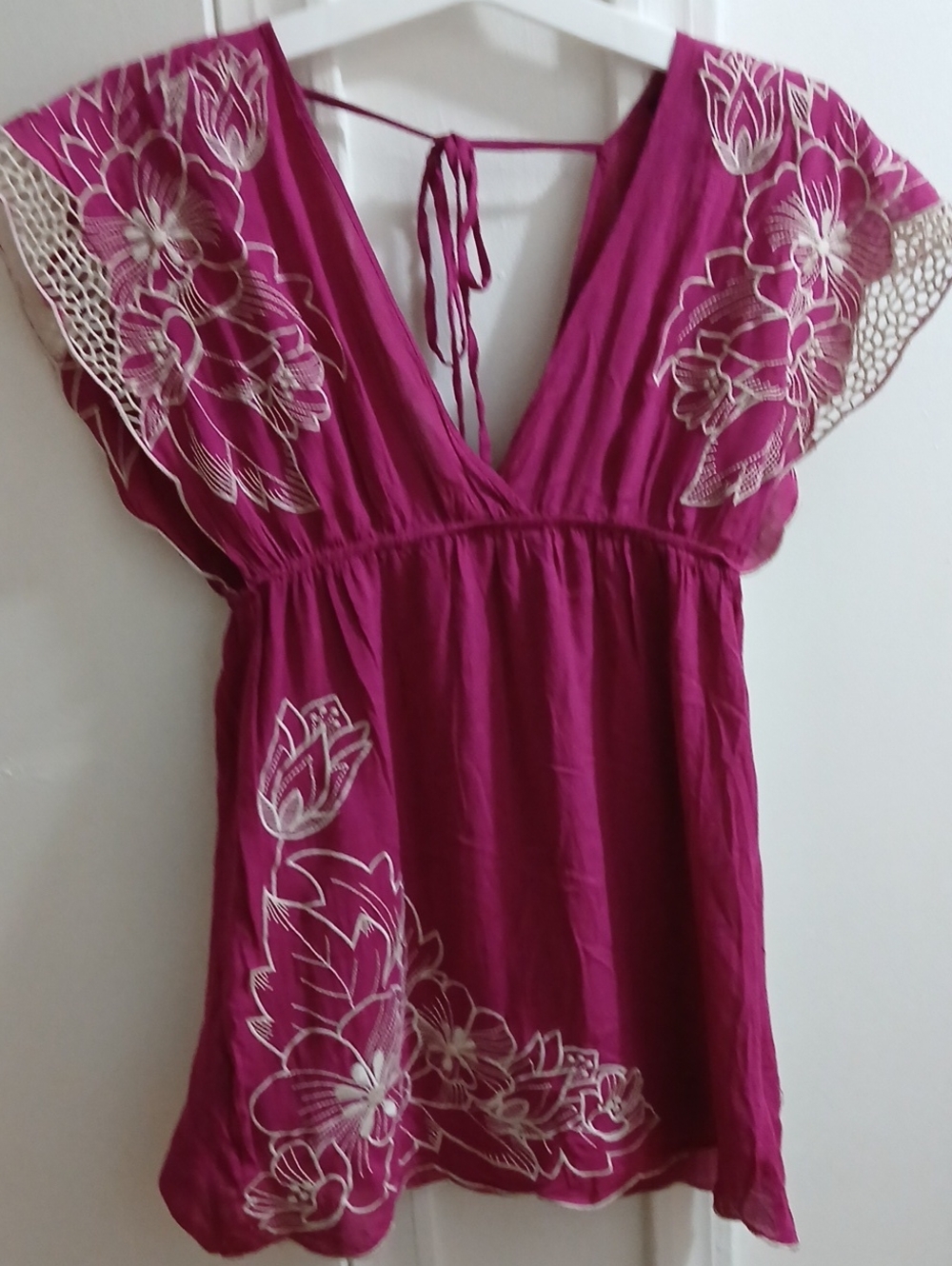 Forever 21 Fuchsia Embroidered V-Neck Tunic